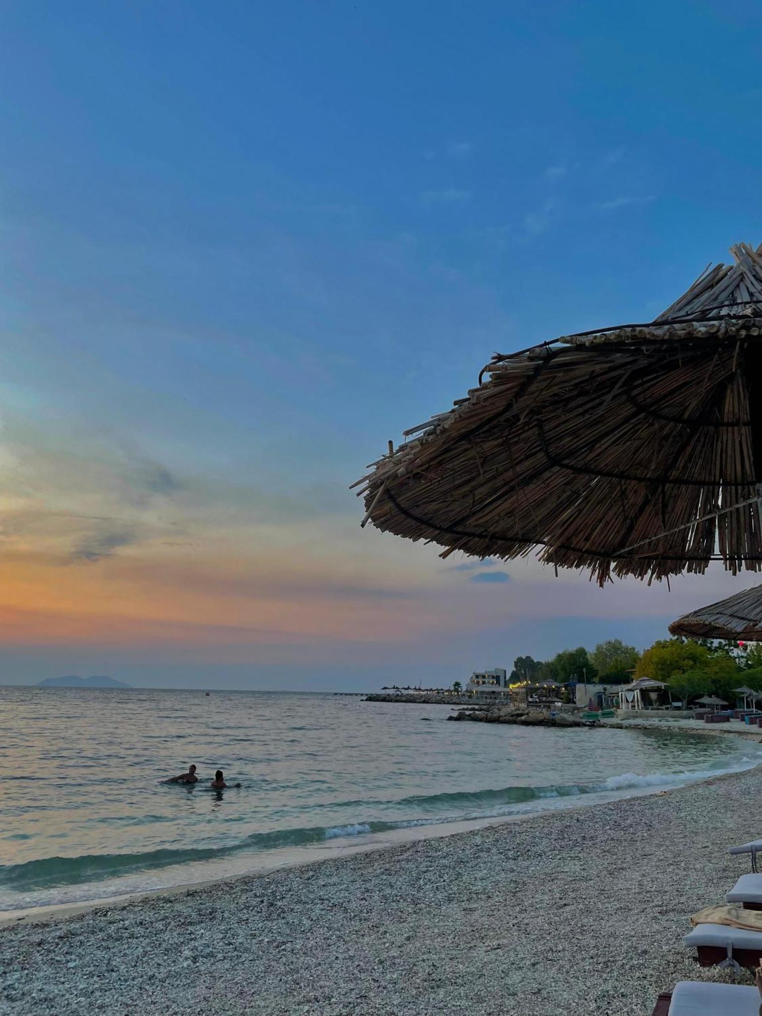Tris3 Hotel Radhime Ngoại thất bức ảnh