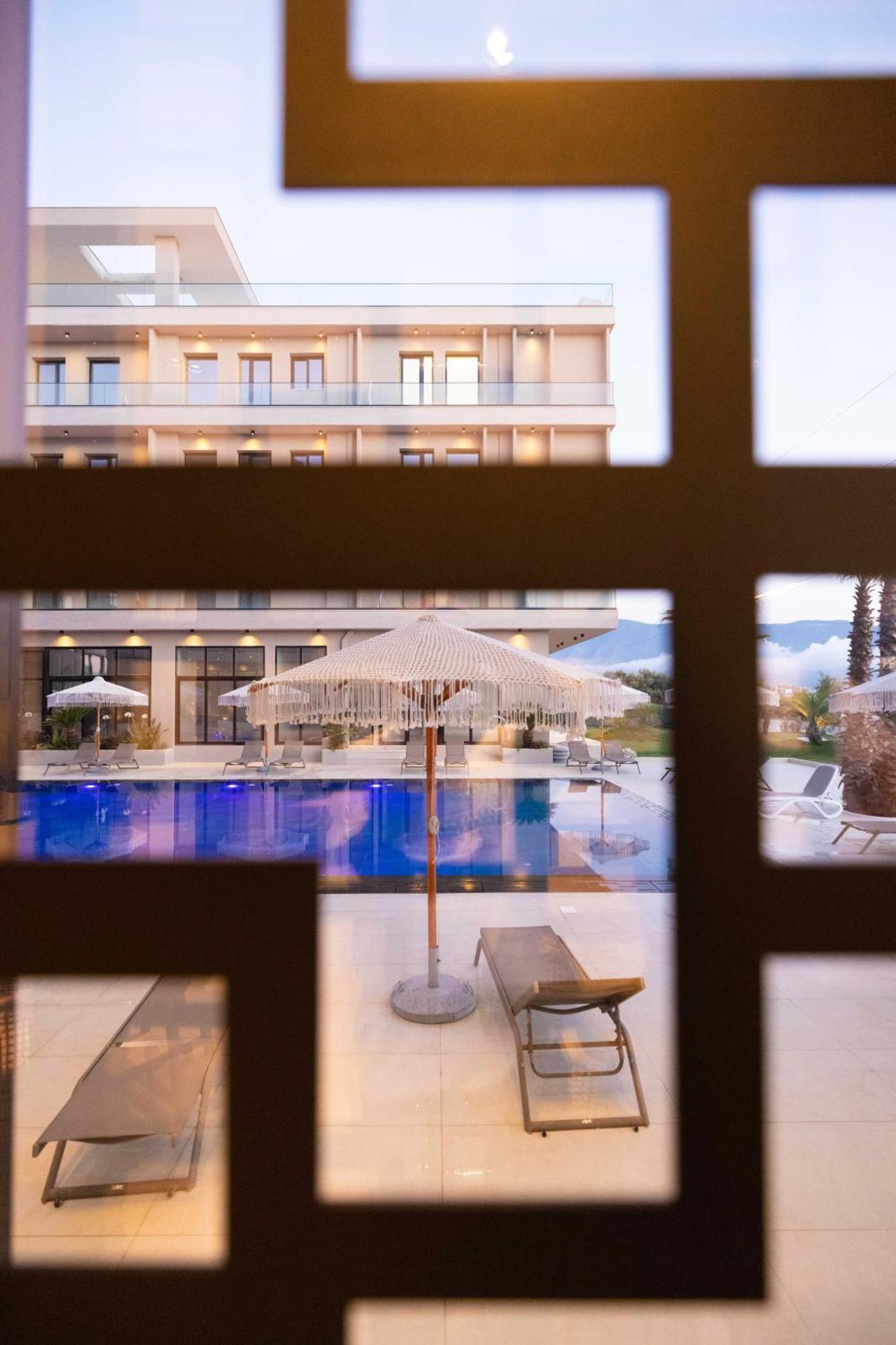 Tris3 Hotel Radhime Ngoại thất bức ảnh