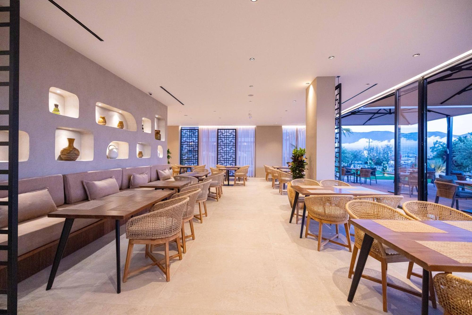 Tris3 Hotel Radhime Ngoại thất bức ảnh