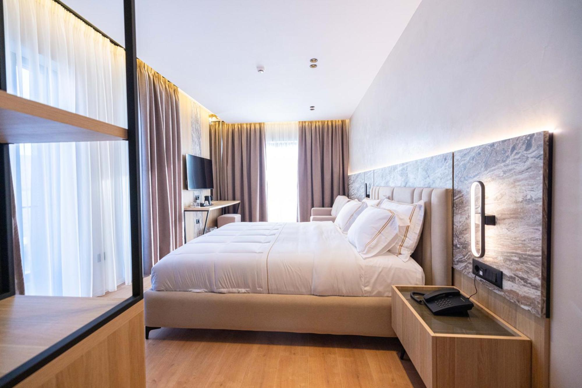 Tris3 Hotel Radhime Ngoại thất bức ảnh
