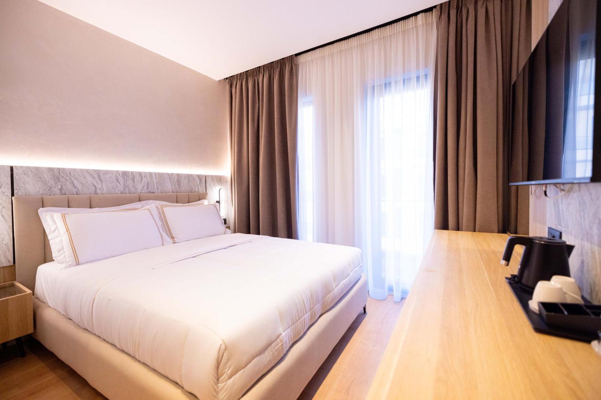 Tris3 Hotel Radhime Ngoại thất bức ảnh