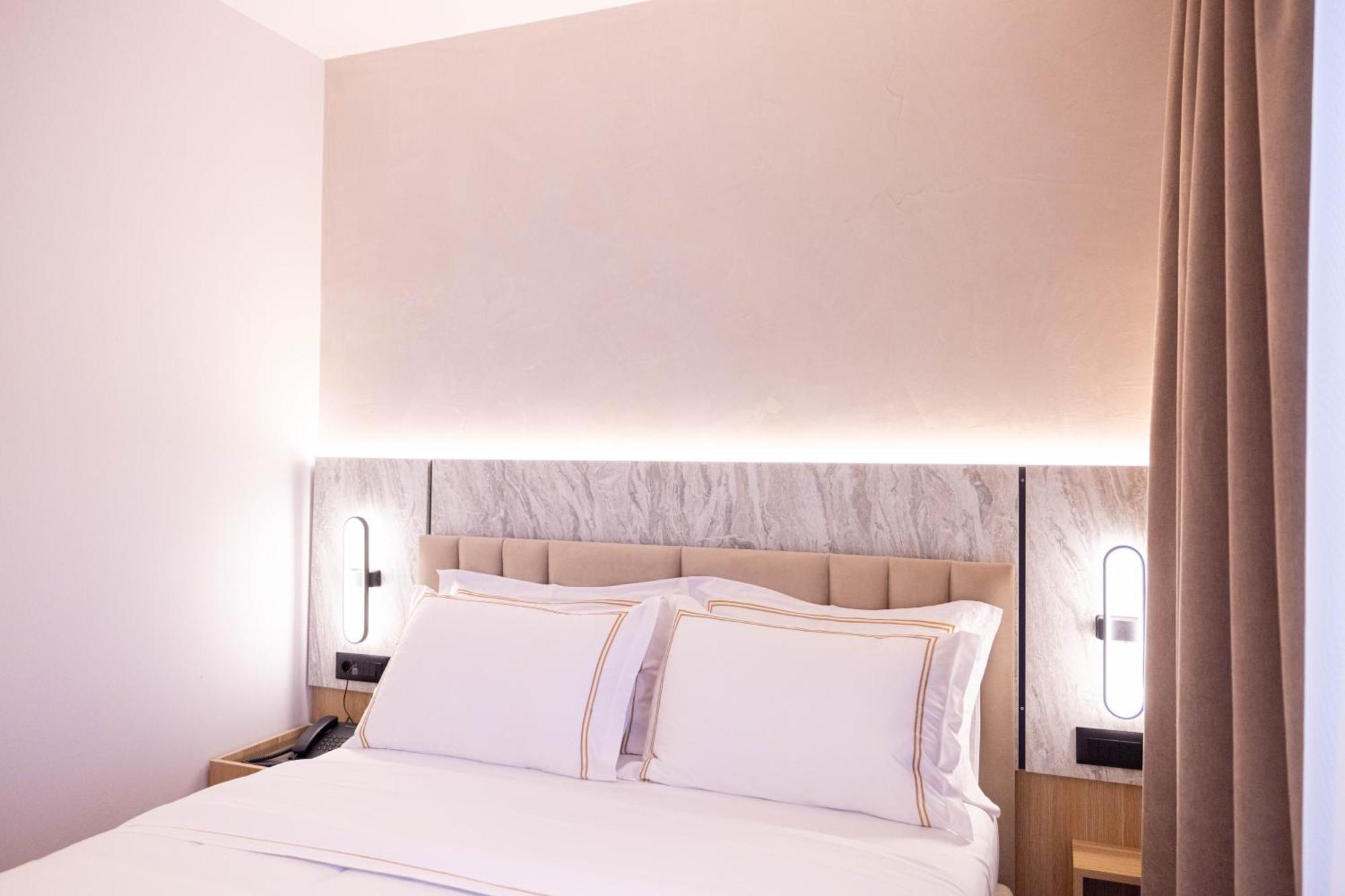 Tris3 Hotel Radhime Ngoại thất bức ảnh