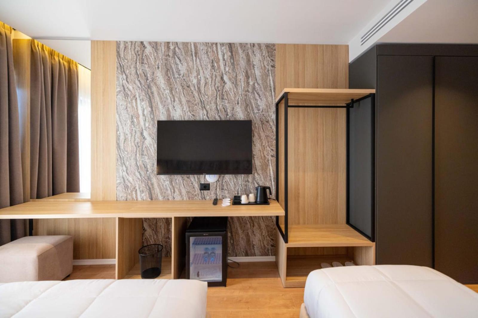 Tris3 Hotel Radhime Ngoại thất bức ảnh